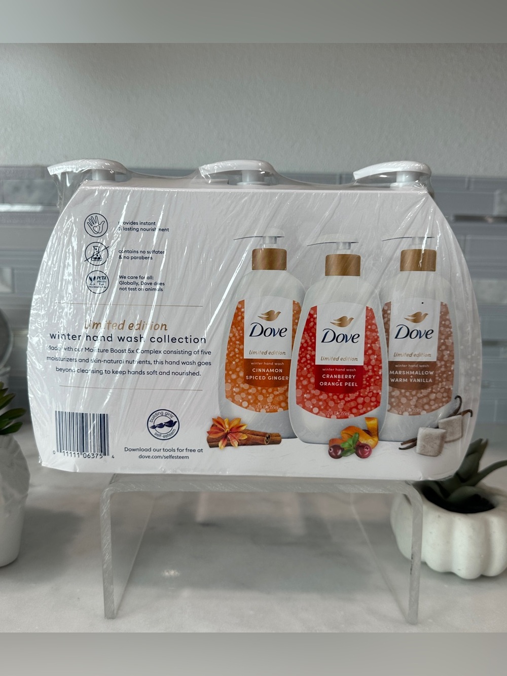 Limited Edition Cozy Winter Hand Wash - White/Red/White (3-Pack) - Picture 3 of 3